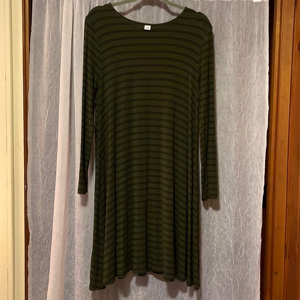 Old Navy hunter green& black stripe shift dress LG